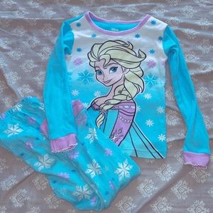 Frozen pj set. Size 4T